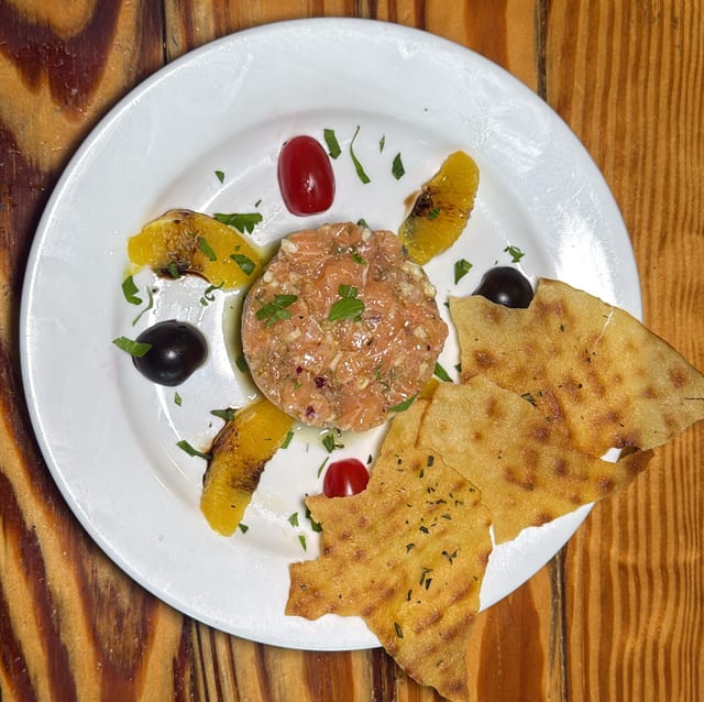 Salmon Tartare.