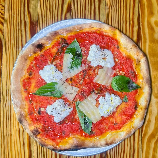Pizza con Burrata di Andria.