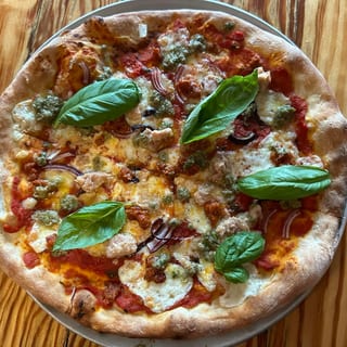 Pizza Terrone Con Nduja Tonno E Provolone
