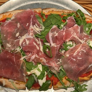 Pinsa Pizza Mascarpone E Prosciutto