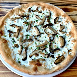 Pizza Ai Funghi