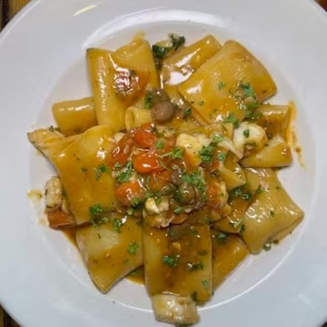 Paccheri Freschi al Ragu di Scorfano.
