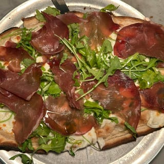 Pinsa Pizza Bresaola